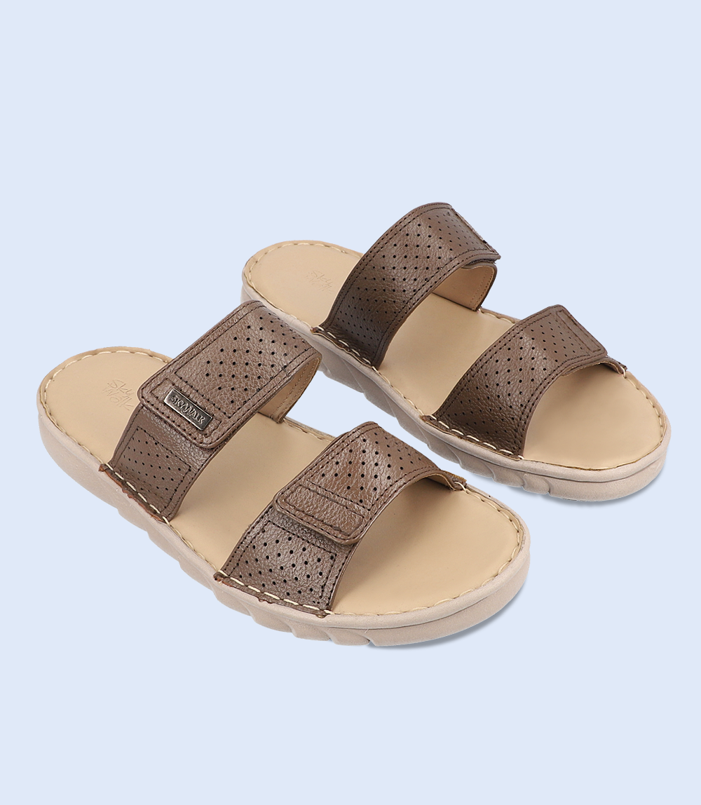 BM3884-BROWN-Men Slipper