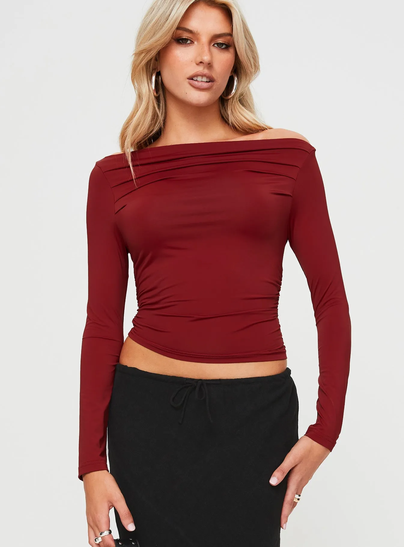 Matrid Long Sleeve Top Burgundy