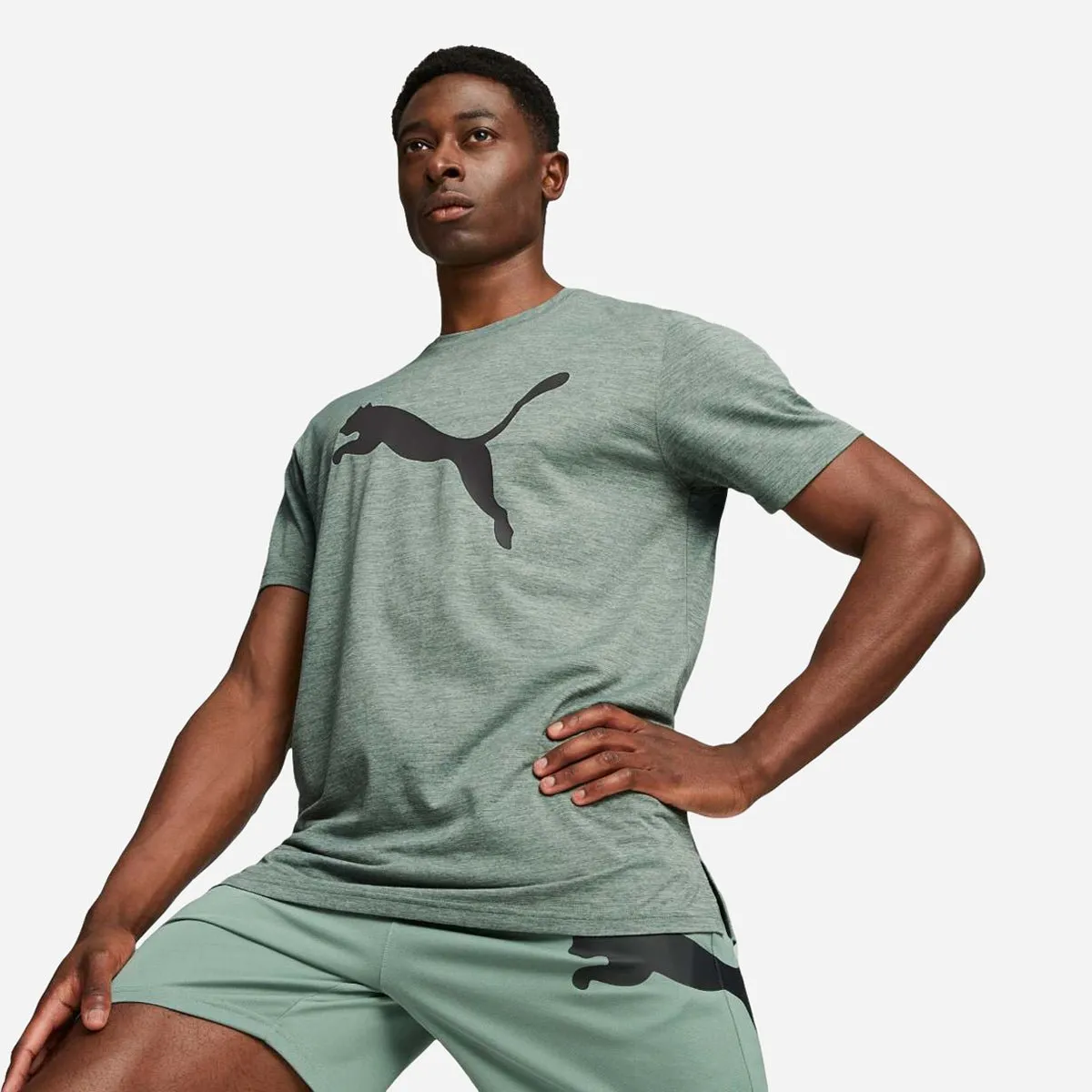 PUMA MENS TRAIN FAVOURITE LOGO GREEN TEE